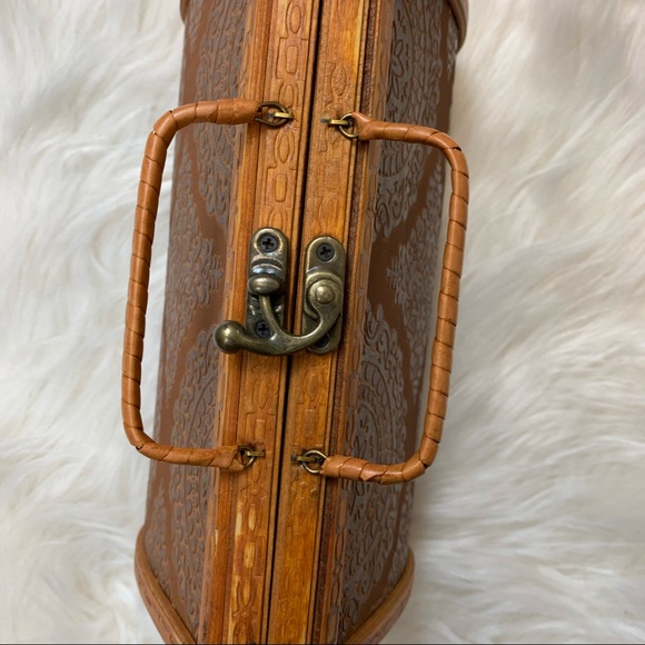 Vintage Wood Hand Carved Purse - Picture 3 of 5